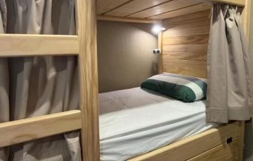 6-Bed Mixed Dormitory