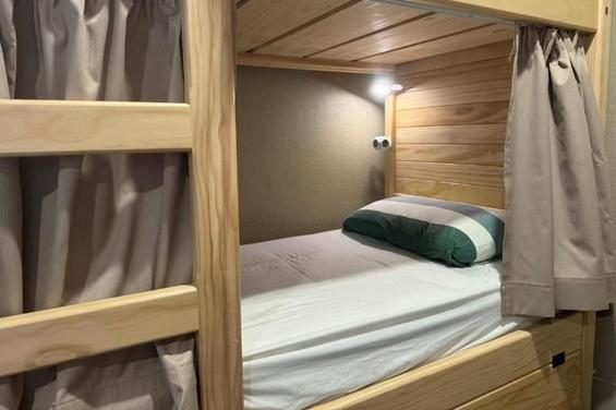 6-Bed Mixed Dormitory