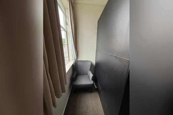 4-Bed Mixed Pod Room